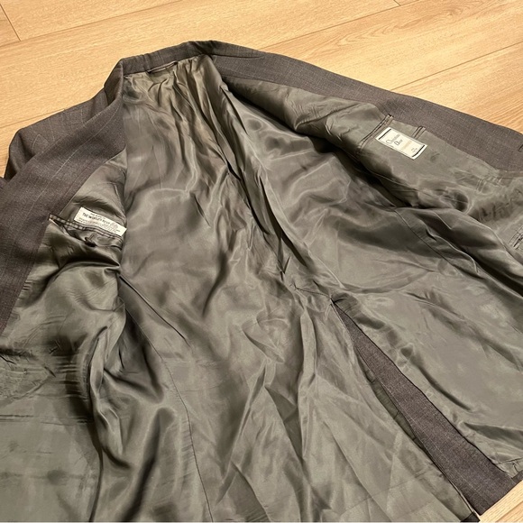 Christian Dior Men’s Wool Two Button Blazer Gray Stripe Size 44 - Picture 11 of 11